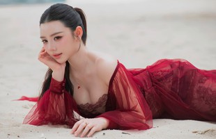 Nữ diễn viên phim giờ vàng VTV khoe dáng lộng lẫy trên bãi biển, CĐM nhìn mà chỉ biết tấm tắc khen ngợi