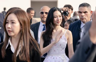 Quá khứ buôn bán lề đường rồi thành đại sứ vượt mặt BLACKPINK của mỹ nhân đẹp nhất thế giới 2026