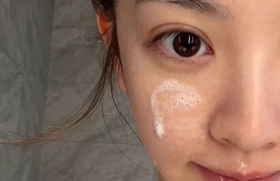 Búp bê Trung lộ mặt mộc 100%, lên truyền hình cũng không cần makeup