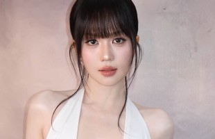 Thời gian bỏ quên tuổi tác của Ngọc Trinh, suốt bao năm dài vẫn giữ được nhan sắc và vóc dáng khó tin