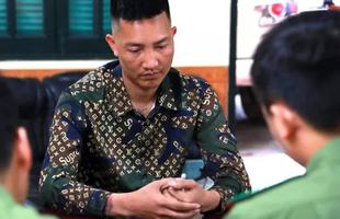 Huấn Hoa Hồng là ai?