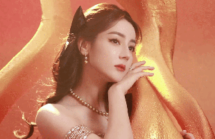 5 mỹ nhân Tân Cương đẹp nhất Cbiz: Địch Lệ Nhiệt Ba dẫn đầu, người cuối được ví như bước ra từ bích họa