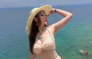 Vô tình xem giải, cộng đồng game thủ bỗng nhiên mê mệt nhan sắc của nữ MC xinh đẹp