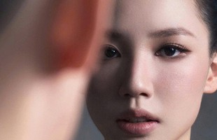 Ngoại hình khác lạ của AMEE sau thời gian biến mất