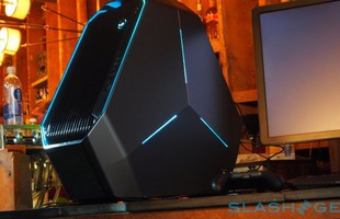 Bộ ba máy tính chơi game cực chất mới từ Alienware