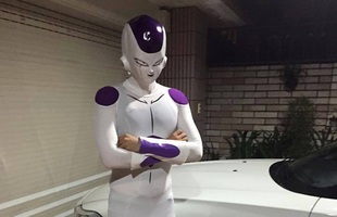 Choáng khi Fide đến Trái Đất sắm siêu xe