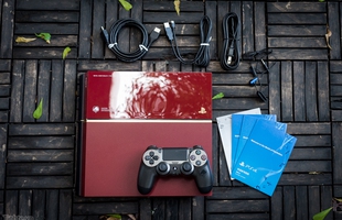 Cận cảnh cỗ máy PS4 phiên bản Metal Gear Solid V cực độc