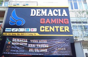 Sốc với quán game 'chơi trội' khuyến mãi x3 tài khoản