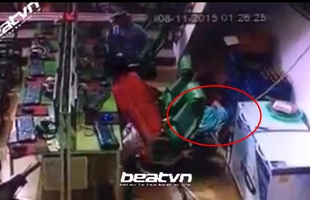 Sốc với thanh niên ngã từ tầng 2 quán net xuống đất