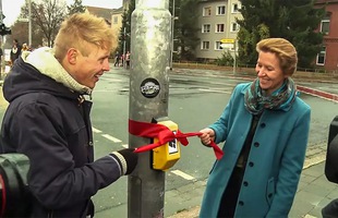 Ở Đức, nếu dừng đèn đỏ thì bạn sẽ được chơi game