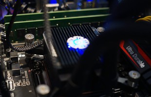 Game thủ PC đang "đốt" tới 10 tỉ USD tiền điện mỗi năm