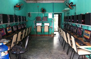 Nỗi khổ của người làm hàng net đằng sau vỏ bọc "ngồi mát ăn bát vàng"