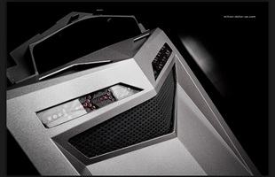 Chiêm ngưỡng case máy tính chơi game độ phong cách Lamborghini