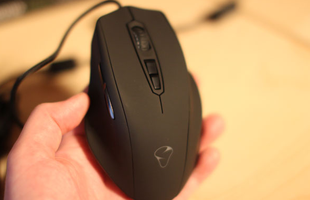 Mionix NAOS 7000 - Chuột chơi game cực đỉnh nhưng không phải ai cũng biết