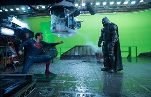 Sự khác biệt giữa cảnh quay trước và sau kỹ xảo của Batman v Superman