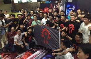 Đây là cảnh game thủ Trung Quốc phát cuồng khi ra rạp xem WarCraft