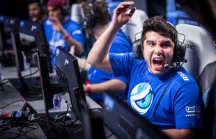 Choáng toàn tập với pha AWP không cần ngắm chỉ có gosu mới làm nổi