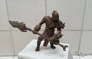 Trò chuyện với game thủ Việt khéo tay tạo ra mô hình tướng DOTA 2 gây sốt cộng đồng