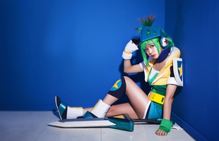 Cosplay Riven Giả Lập đủ sức đốn tim mọi game thủ Liên Minh Huyền Thoại