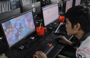 Game thủ bỏ tiền vào game online: Tự nguyện hay miễn cưỡng?