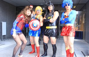 Chết cười với các bộ cosplay cực dị của sinh viên Nhật Bản ở lễ tốt nghiệp