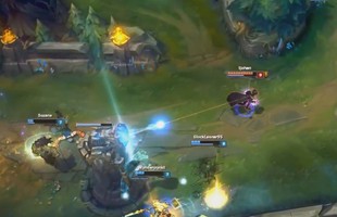 Liên Minh Huyền Thoại: 10 pha outplay "thật không thể tin nổi"