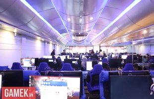 Đến thăm quán game máy bay cực độc tại Hà Nội ngày "cất cánh"