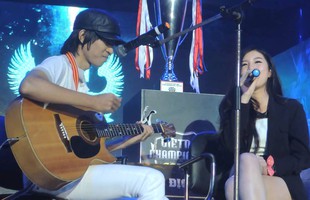 QTV: "Trước giờ anh cầm chuột bao nhiêu năm không run mà cầm đàn cho em lại bối rối thế này"