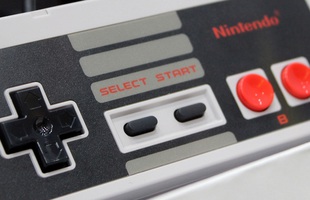 Mở hộp và trên tay NES Classic - Điện tử 4 nút thế hệ mới nhất