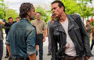 5 câu hỏi lớn được đặt ra sau tập 8 mùa 7 "The Walking Dead" (SPOILERS)