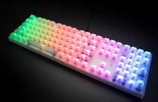 Chiêm ngưỡng tận mắt bàn phím cơ "trong suốt" Cooler Master Masterkey L RGB Crystal