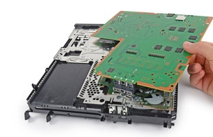 PS4 hóa ra chỉ có sức mạnh ngang bằng cỗ máy PC cũ từ 5 năm trước