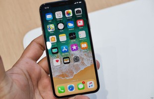 Có trong túi 22 triệu Đồng thì mua iPhone X hay máy tính về "chơi game xả láng" ngon hơn?
