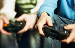 Khoa học chứng minh nhiều người đắm chìm vào game không phải do "nghiện", mà là để chạy trốn đời thật!
