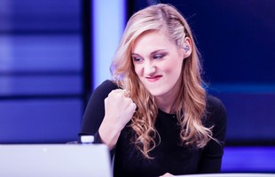 Sjokz - Nữ MC gợi cảm nhất LMHT bất ngờ thông báo rời khỏi Riot Games