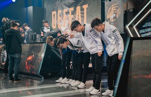 [MSI 2018] Vòng Bảng ngày 1: FW và KZ dẫn đầu bảng xếp hạng với 2 chiến thắng