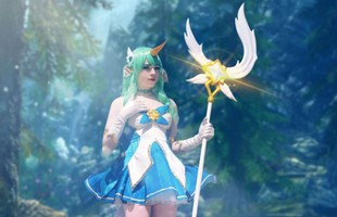 LMHT: Ngôi sao Cloud9 tiếp tục "Chọc Mù Mắt" fan hâm mộ với bộ cosplay Soraka Vệ Binh Tinh Tú đầy ma mị