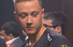 LMHT: Caps pick Vayne đi mid đưa Fnatic vào chung kết châu Âu, Rekkles được dịp "nổ" vang trời