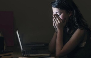 Bà mẹ U40 giả làm con gái 11 tuổi trên Instagram: Vạch trần bí mật ghê tởm ẩn giấu đằng sau mạng xã hội