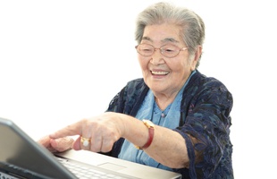 Nữ game thủ 64 tuổi kiện nhà phát hành vì món đồ... nửa tỷ