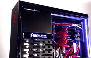 Large Pixel Collider - Quái vật PC với 4 card GTX Titan