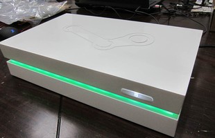 Hé lộ phiên bản Steam Machine có giá ngang Xbox One
