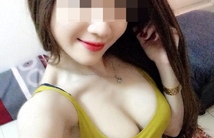 Choáng với cô gái mặc... nội y chúc Tết cực phản cảm