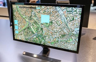 Samsung ra mắt màn hình siêu nét giá phải chăng