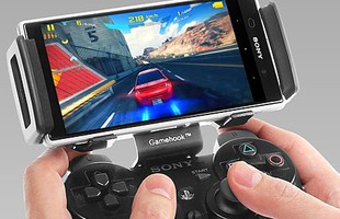 Dùng tay cầm chơi game "xịn" cho điện thoại cực tiện nghi