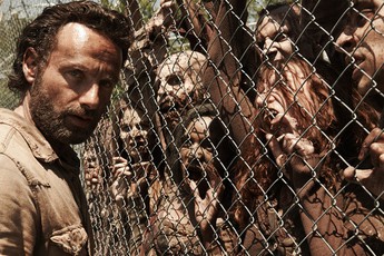 Đang bị gán mác “dead phim”, nhờ đâu mà mùa mới The Walking Dead lại được chấm điểm cao nhất trong lịch sử của cả series?