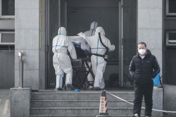 Các nhà khoa học Hong Kong tuyên bố đã chế được vắc xin cho virus corona Vũ Hán