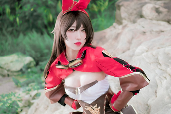 Tan chảy với bộ ảnh cosplay Amber trong Genshin Impact, xinh tựa thiên thần