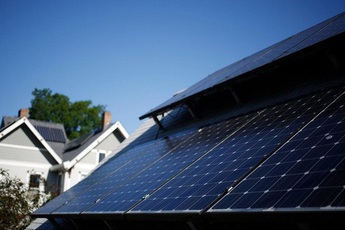 Đã có cách chế tạo pin năng lượng có thể tạo ra điện vào ban đêm mà không cần tới ánh sáng Mặt Trời