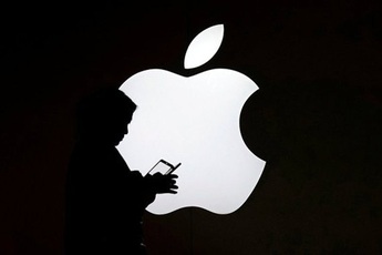 Apple bị phạt 25 triệu euro vì cố tình làm chậm iPhone